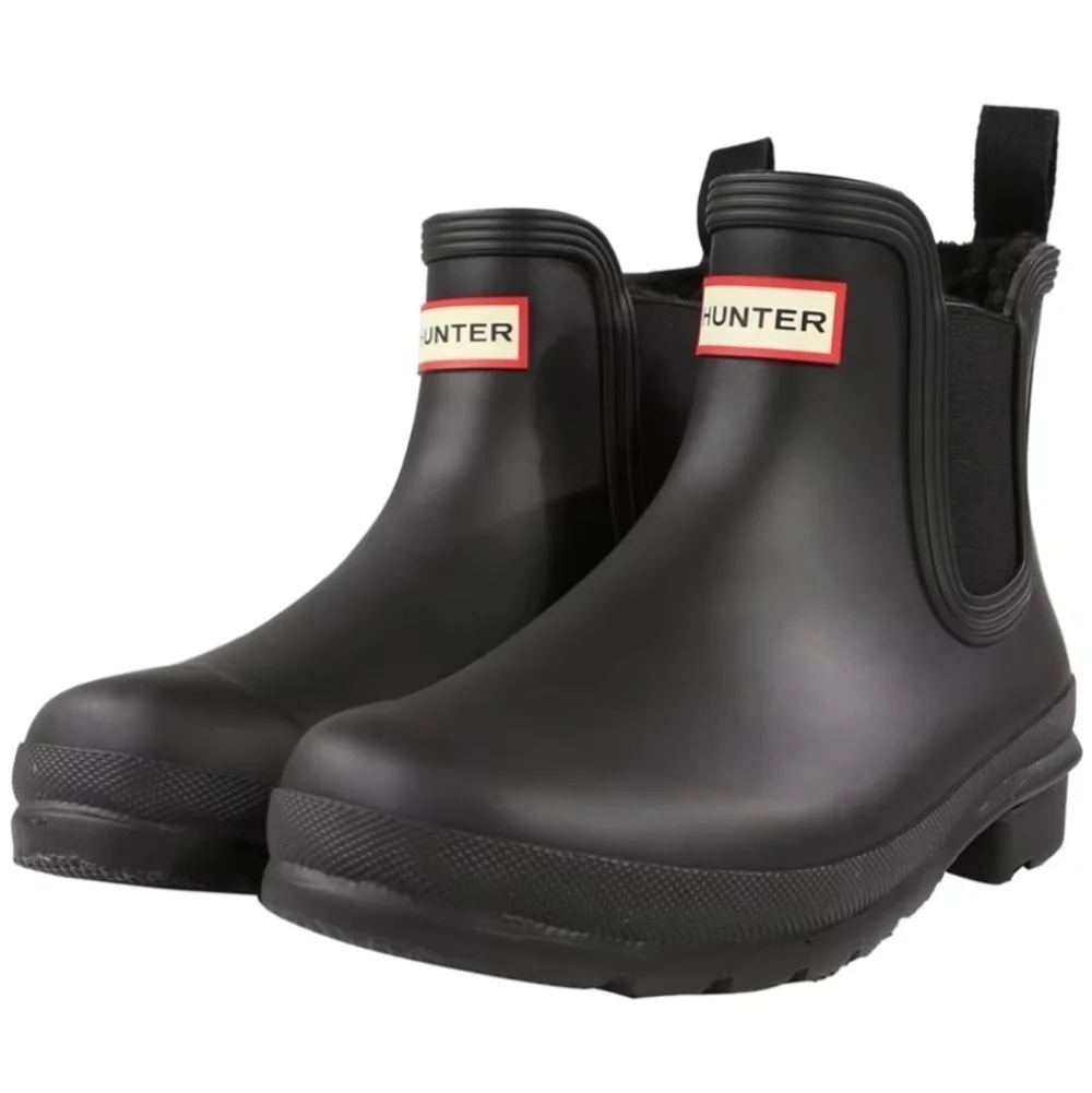 Hunter with original insulated Chelsea boots